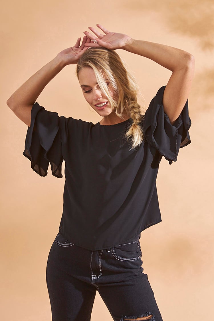blusa volados manga
