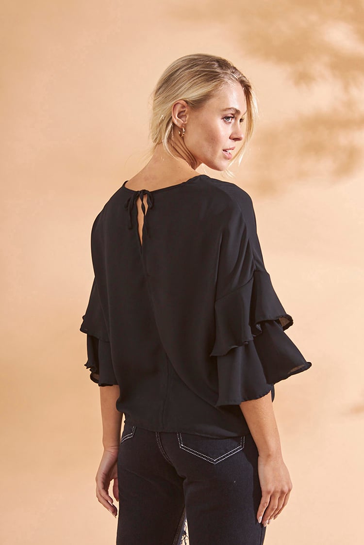 blusa volados manga
