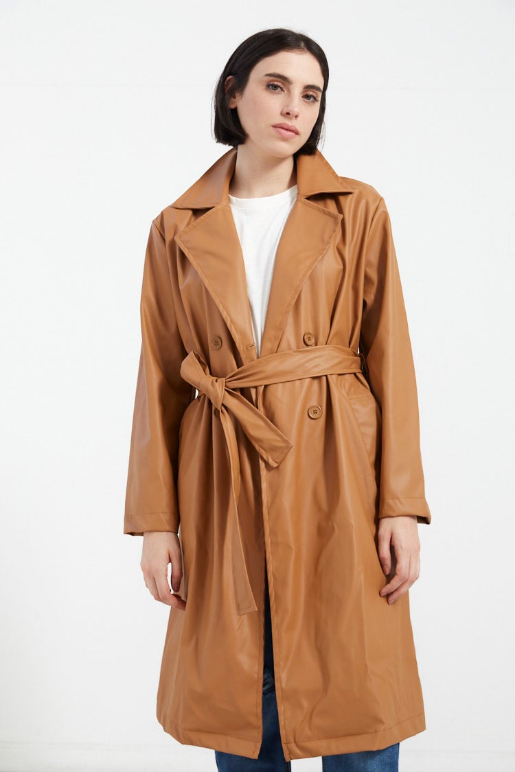 trench engomado