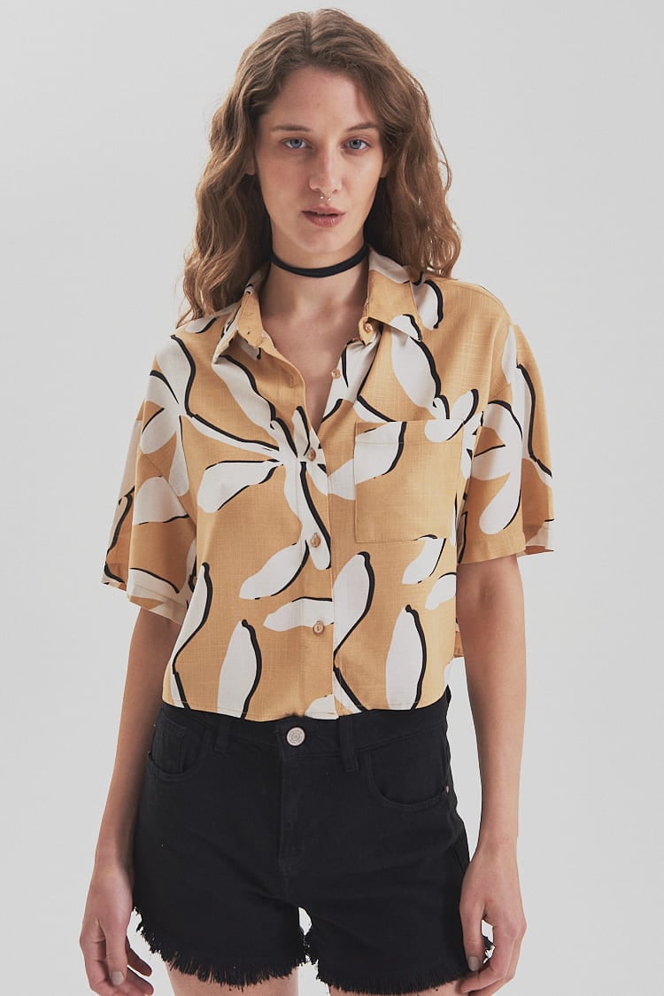 camisa corta estampada