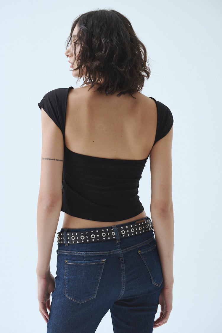 remera basica marga corta