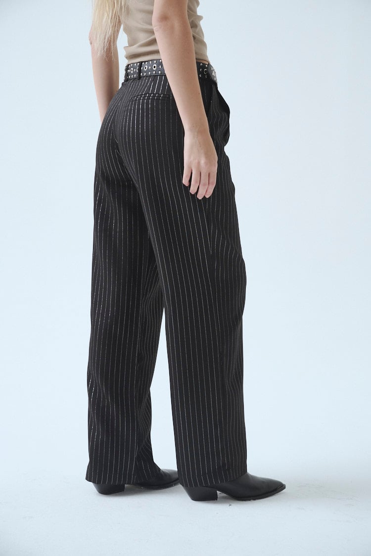 pantalon rayado sastrero