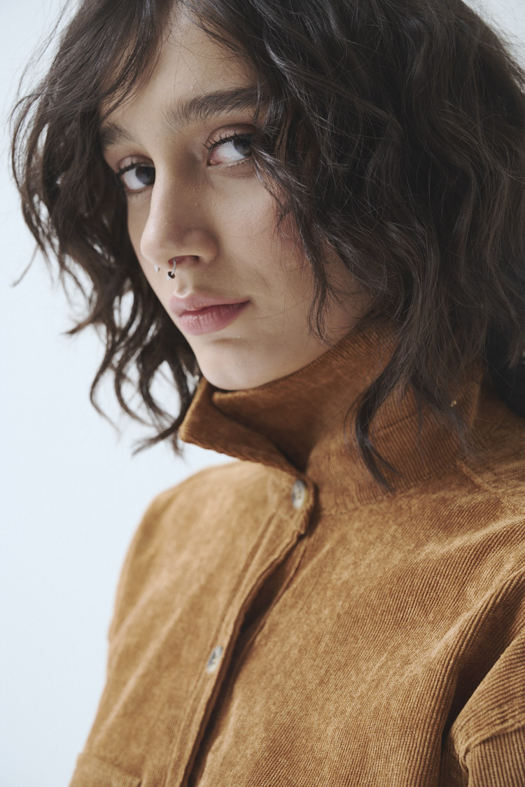 camisa oversize de corderoy