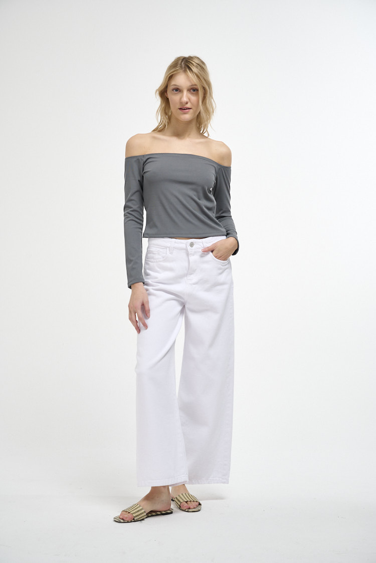 Remera cuello bote