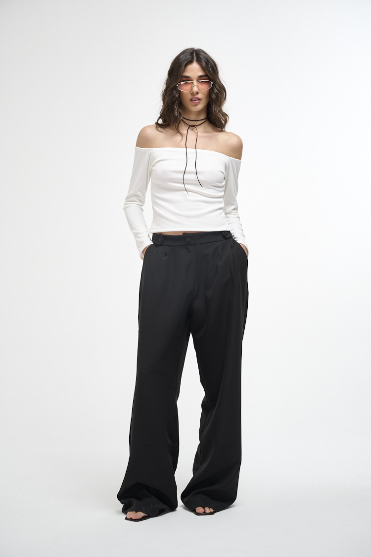 Remera cuello bote