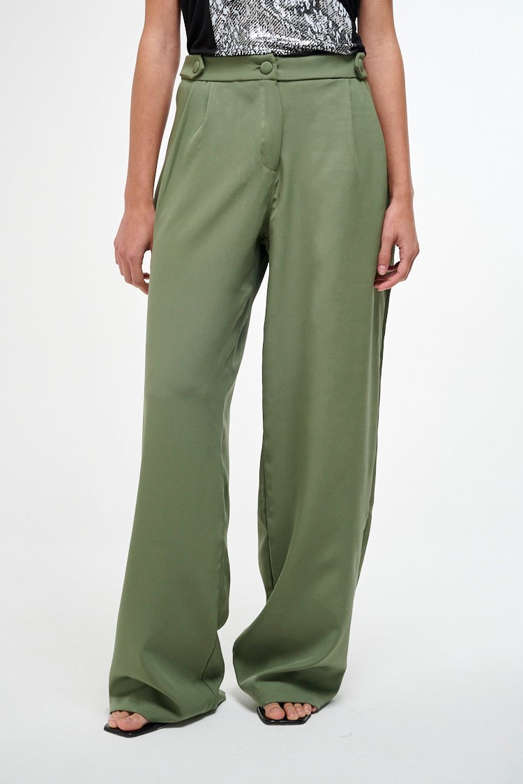 pantalon sastrero amplio