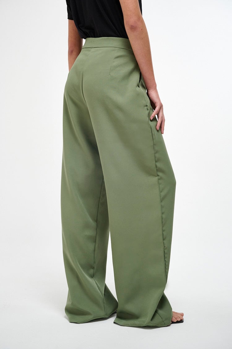 pantalon sastrero amplio