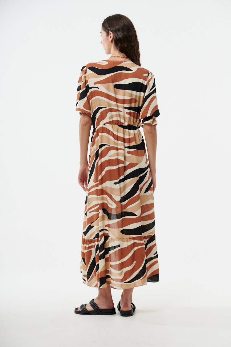 vestido estampado escote V