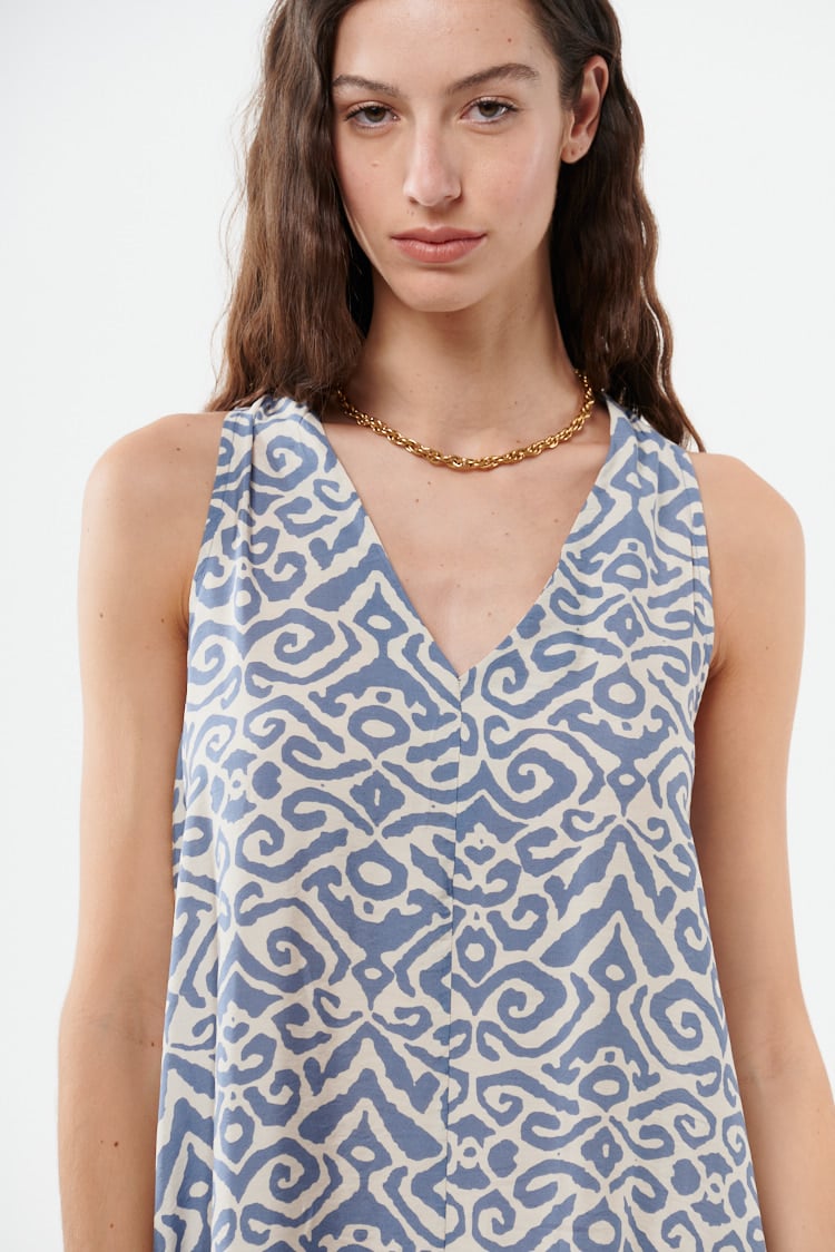 vestido estampado escote V