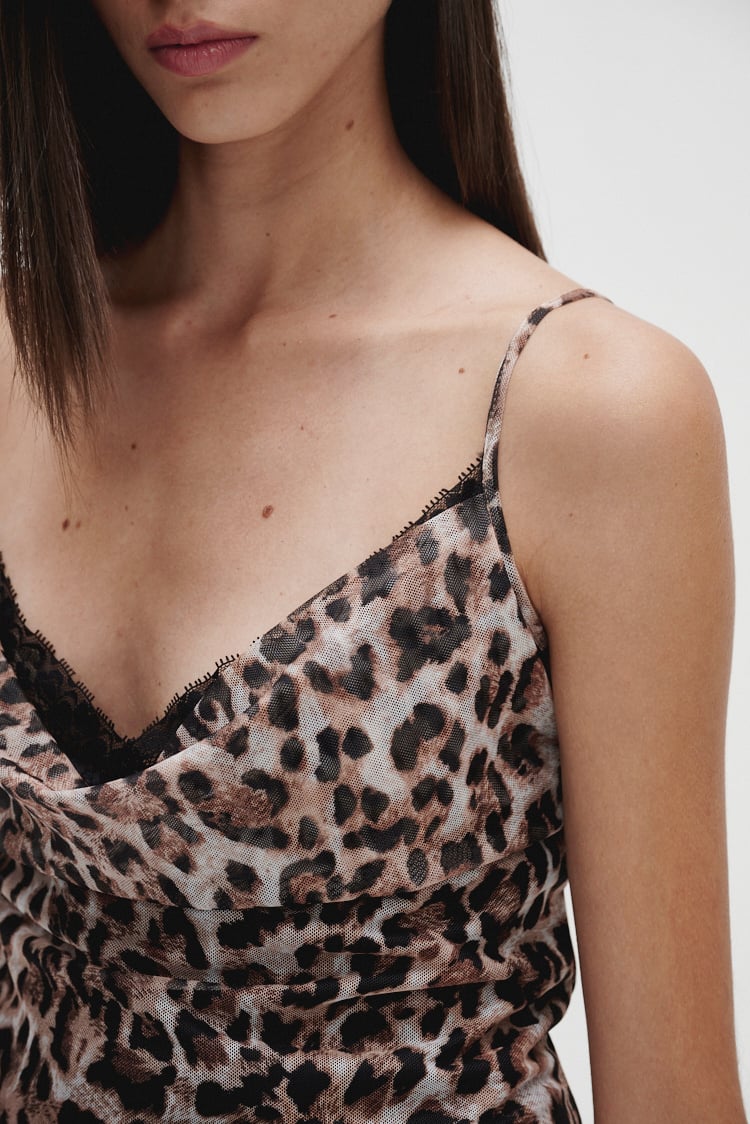 vestido corto animal print