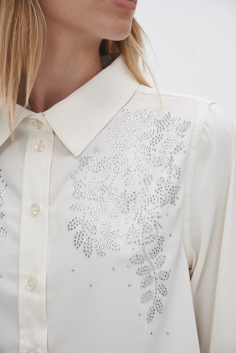 camisa con brillos