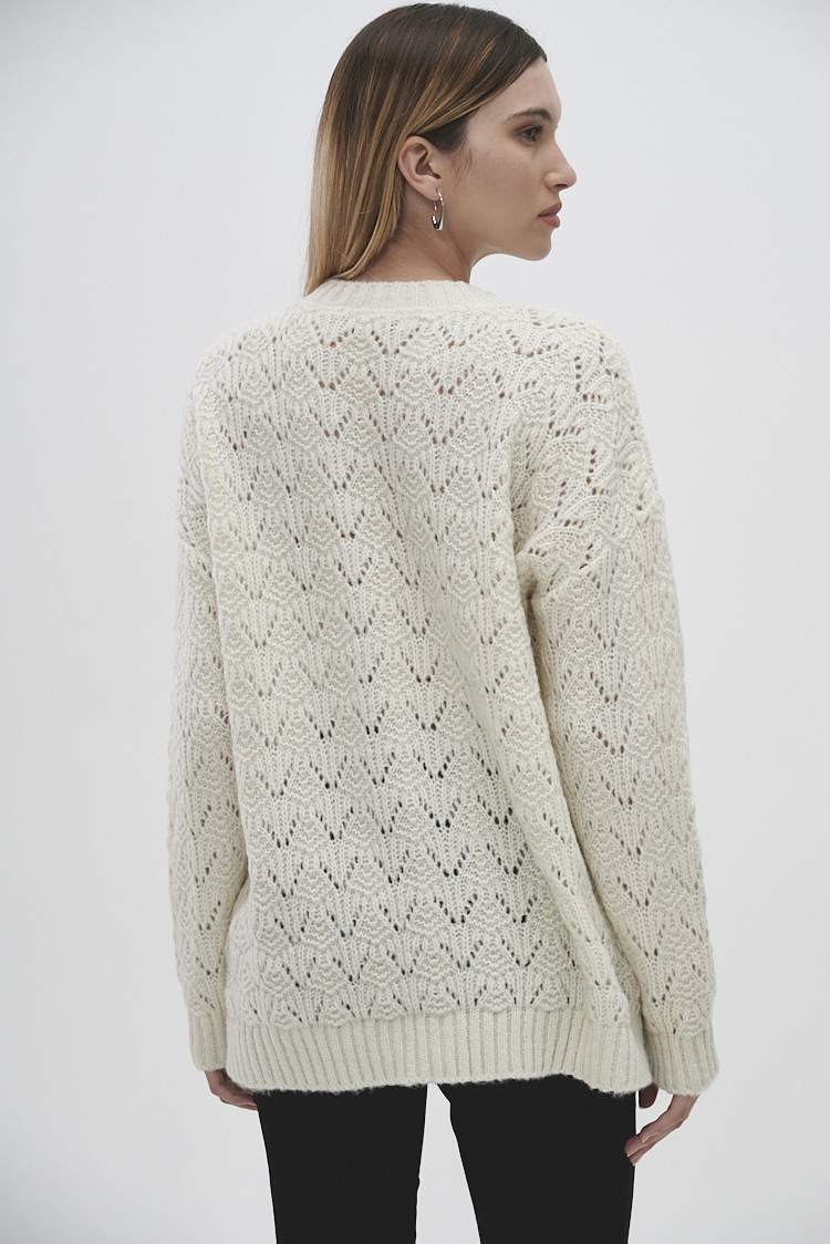 sweater tejido con brillo