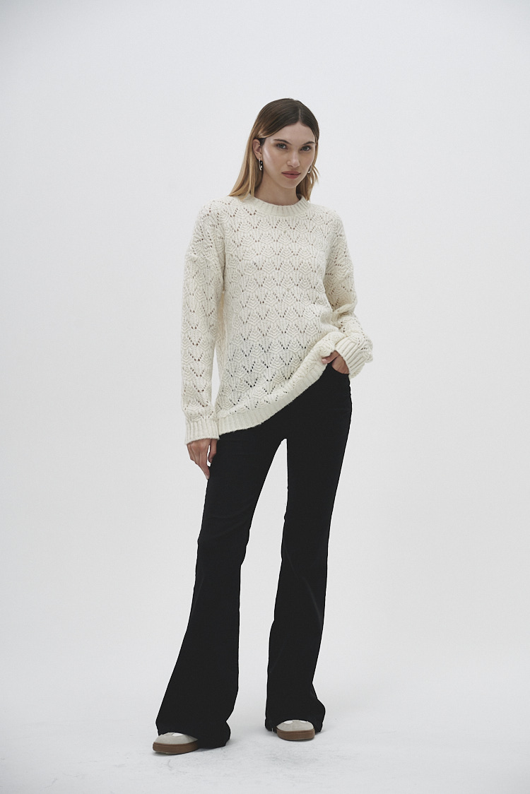 sweater tejido con brillo