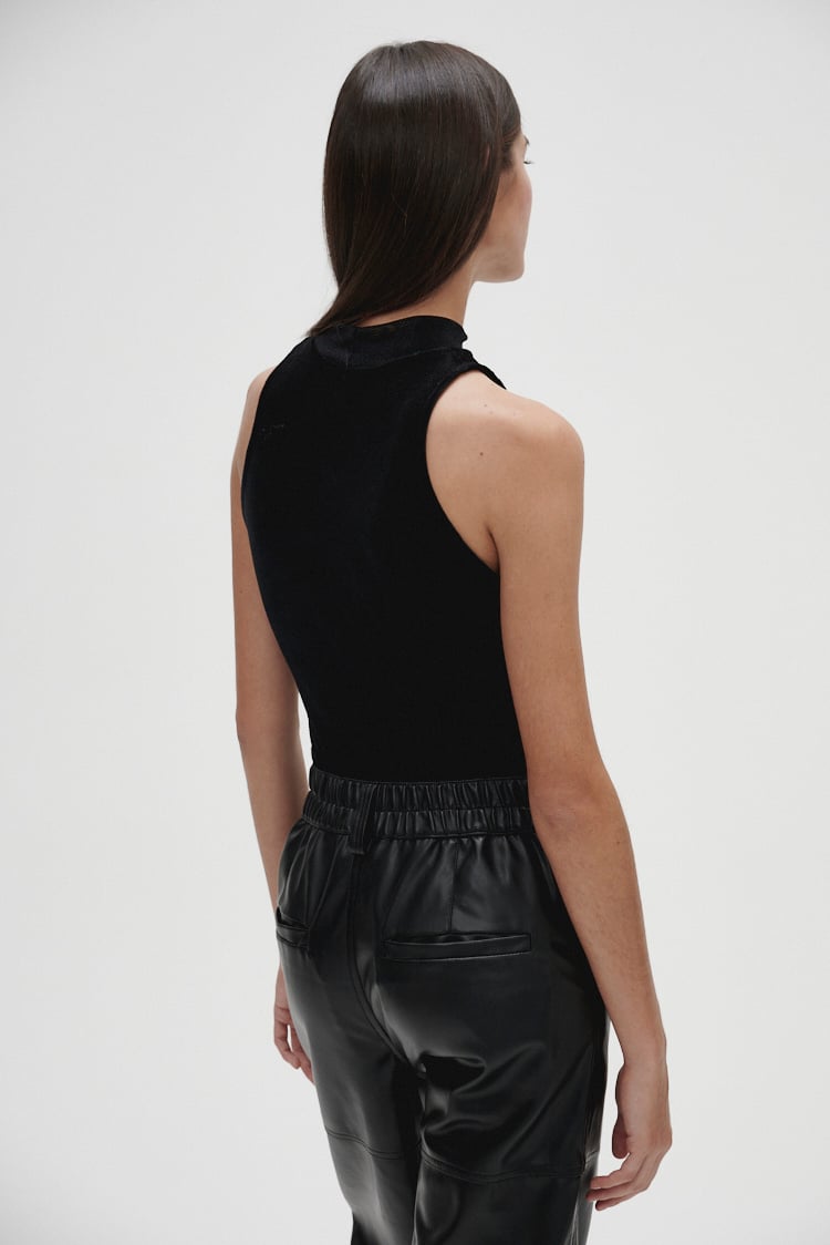 top cuello alto