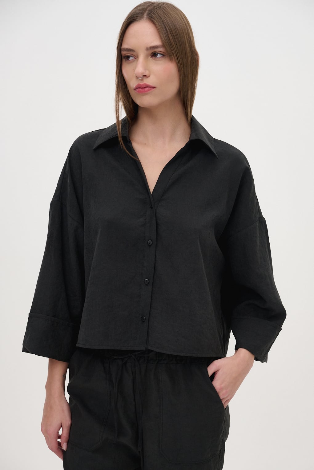 camisa holgada corta