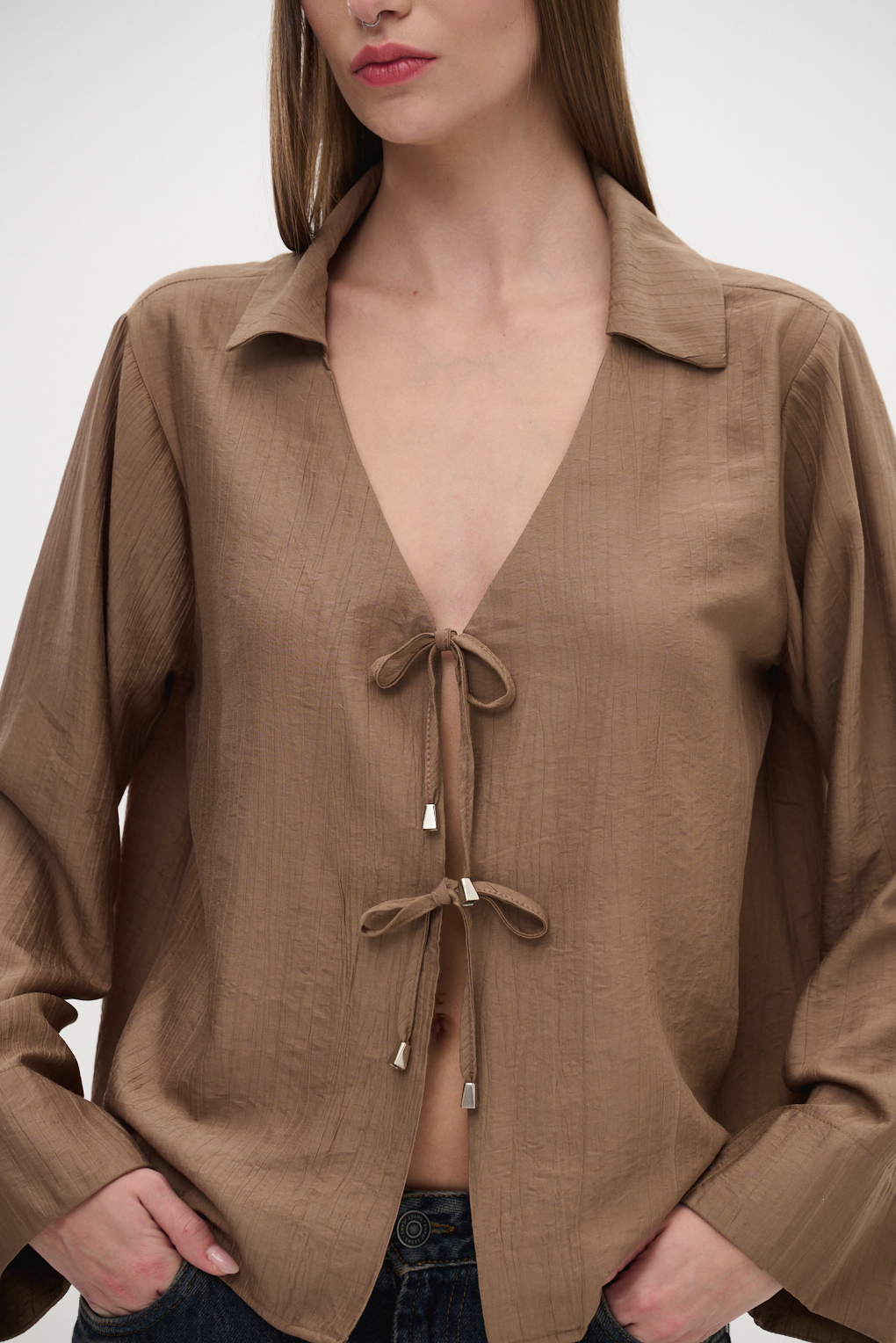 blusa lazos