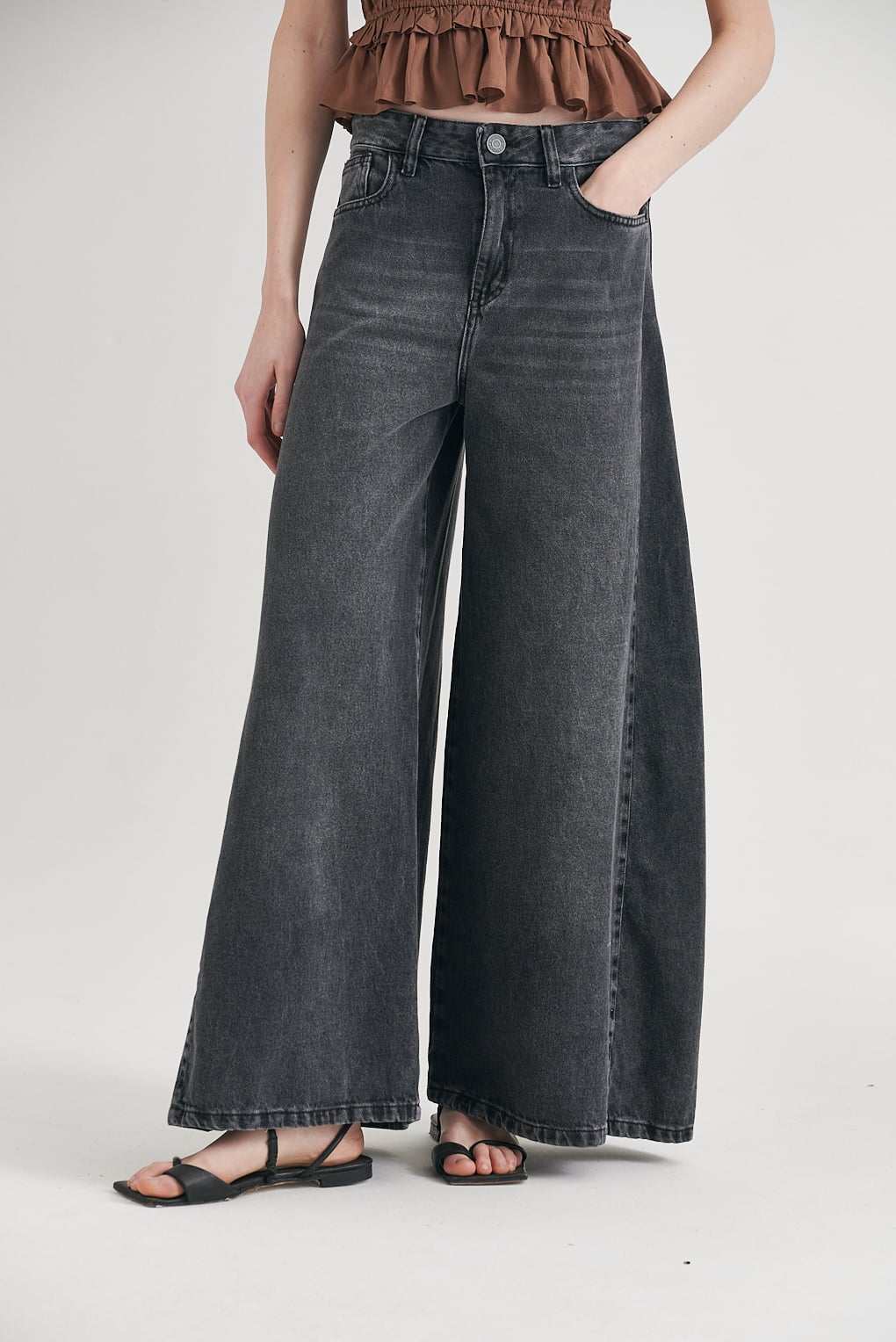 jean ancho gris