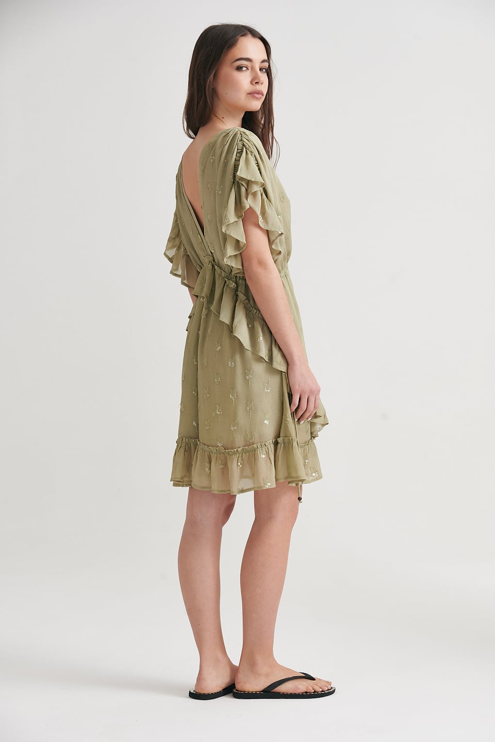 Vestido escote volados