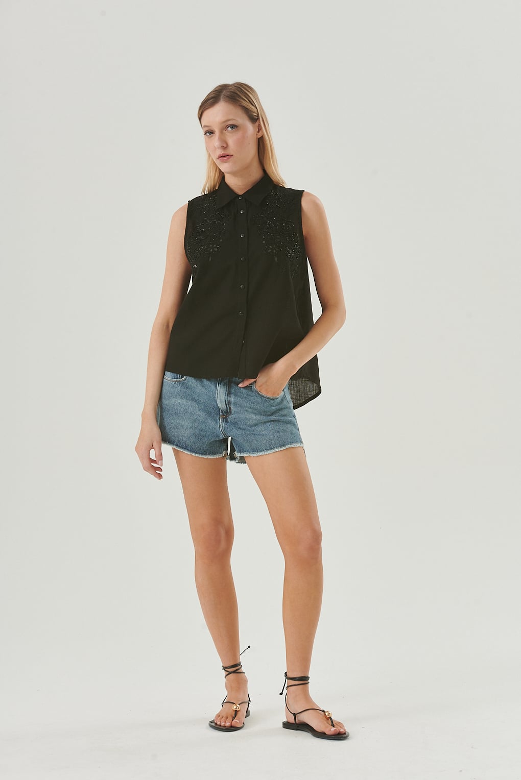 camisa sin mangas brillos