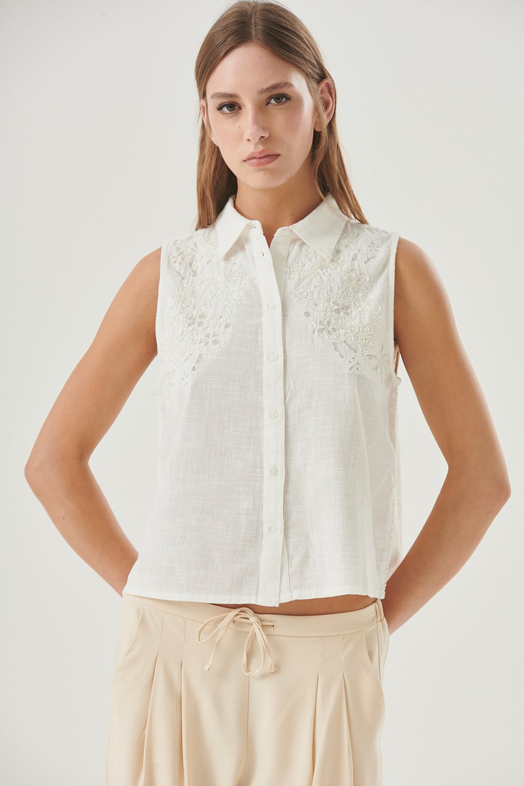 camisa sin mangas brillos