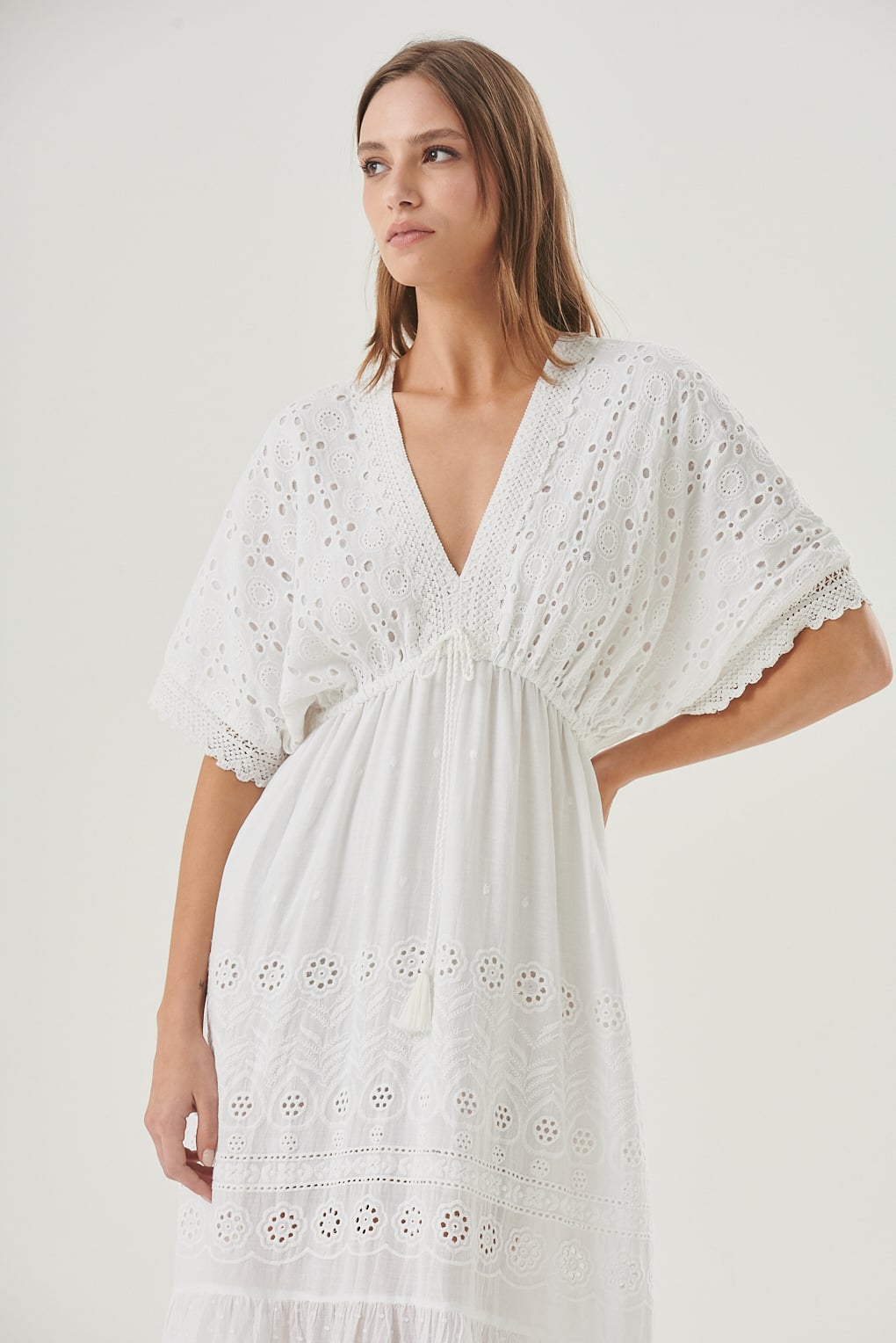 vestido blanco calado