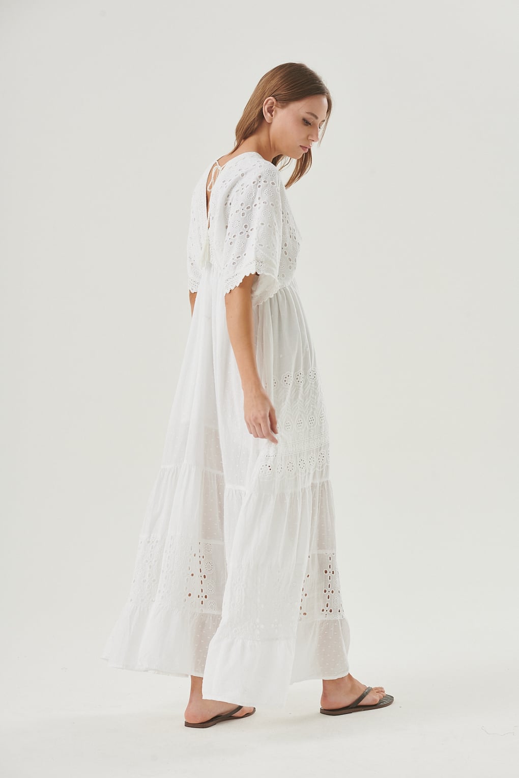 vestido blanco calado
