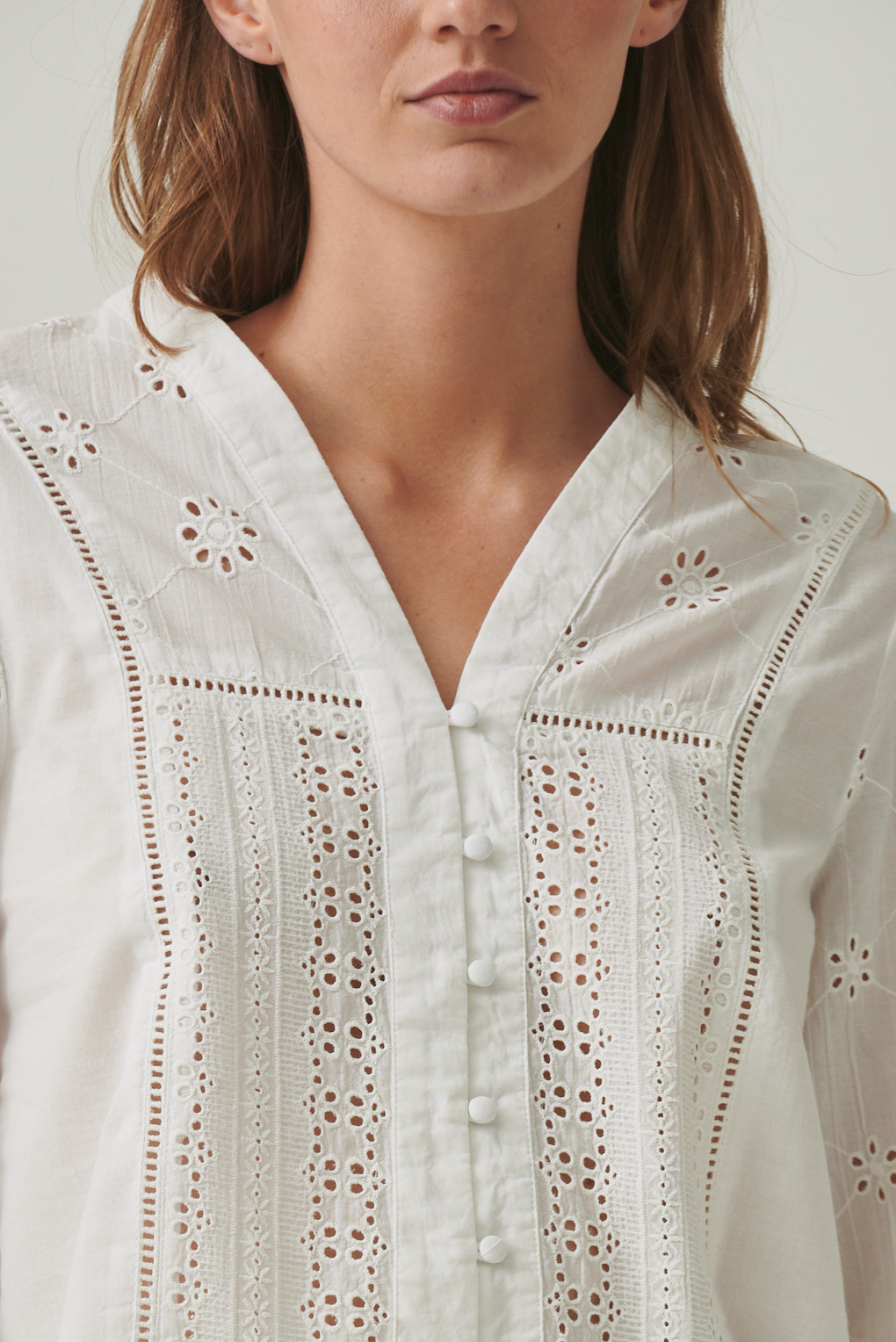 camisa bordada