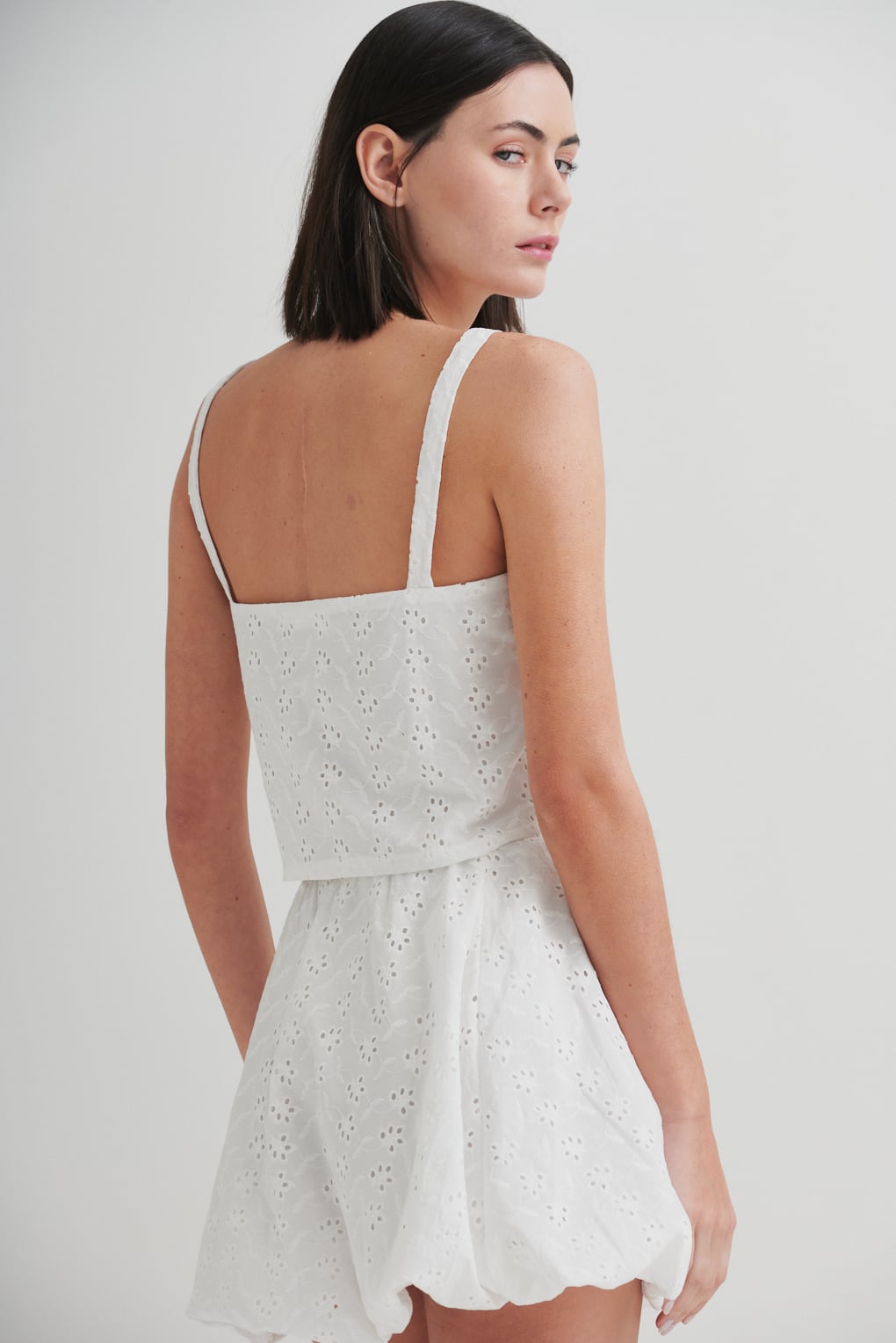 top broderie