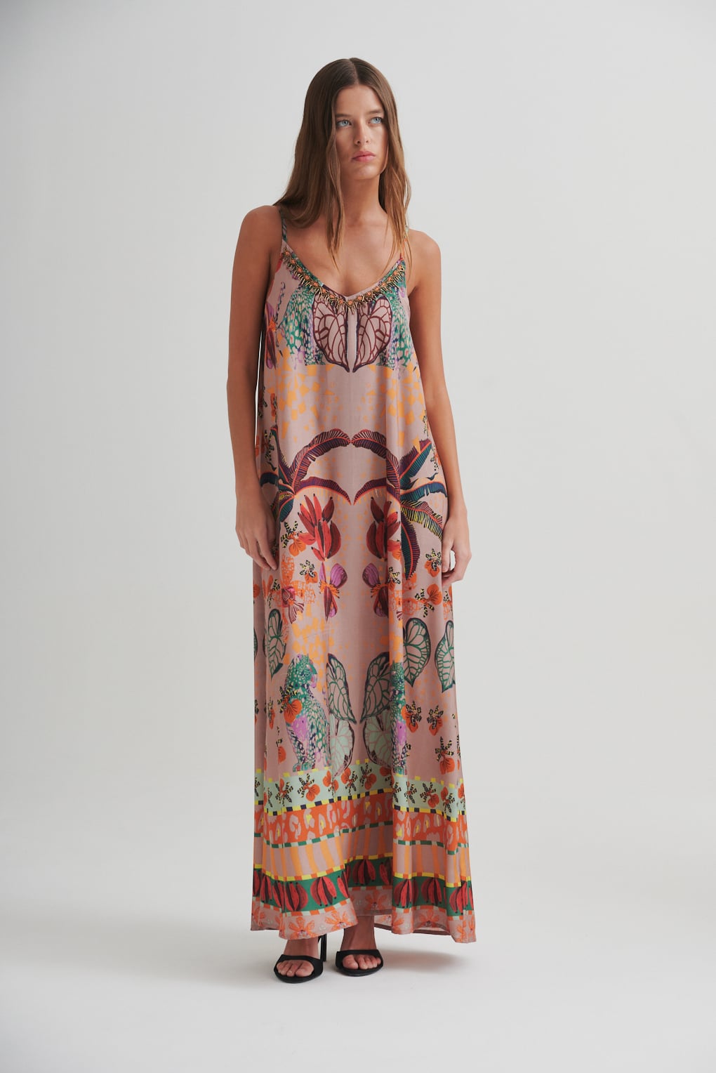 vestido estampado tropical