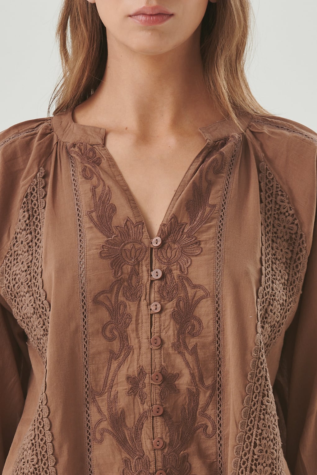 camisa algodón broderie