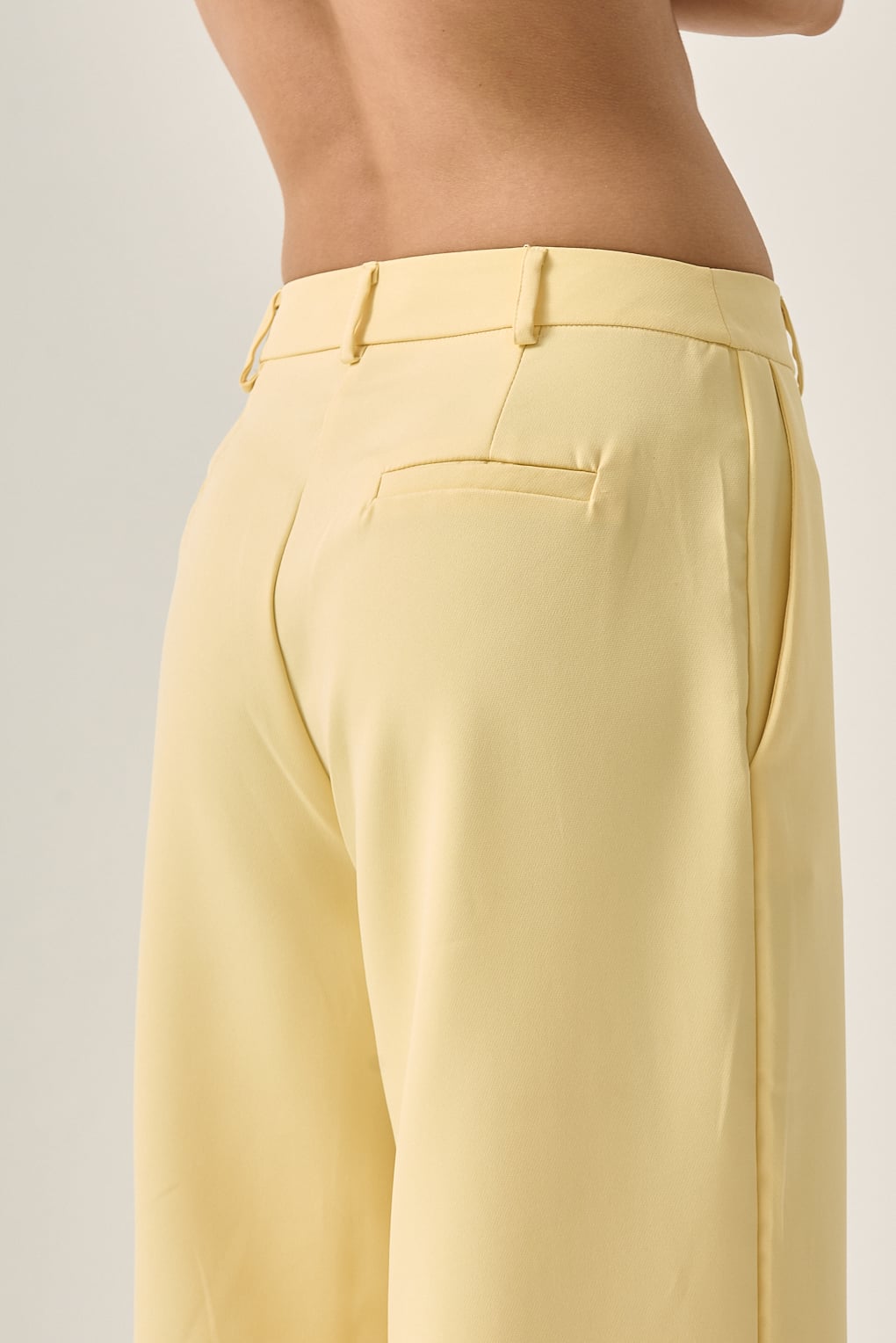pantalón sastrero