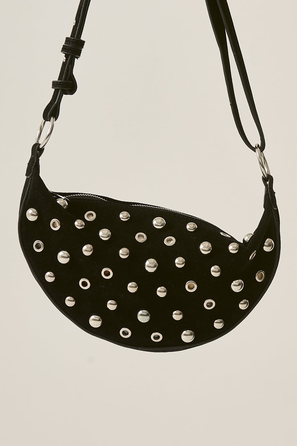 Cartera bandonlera tacha