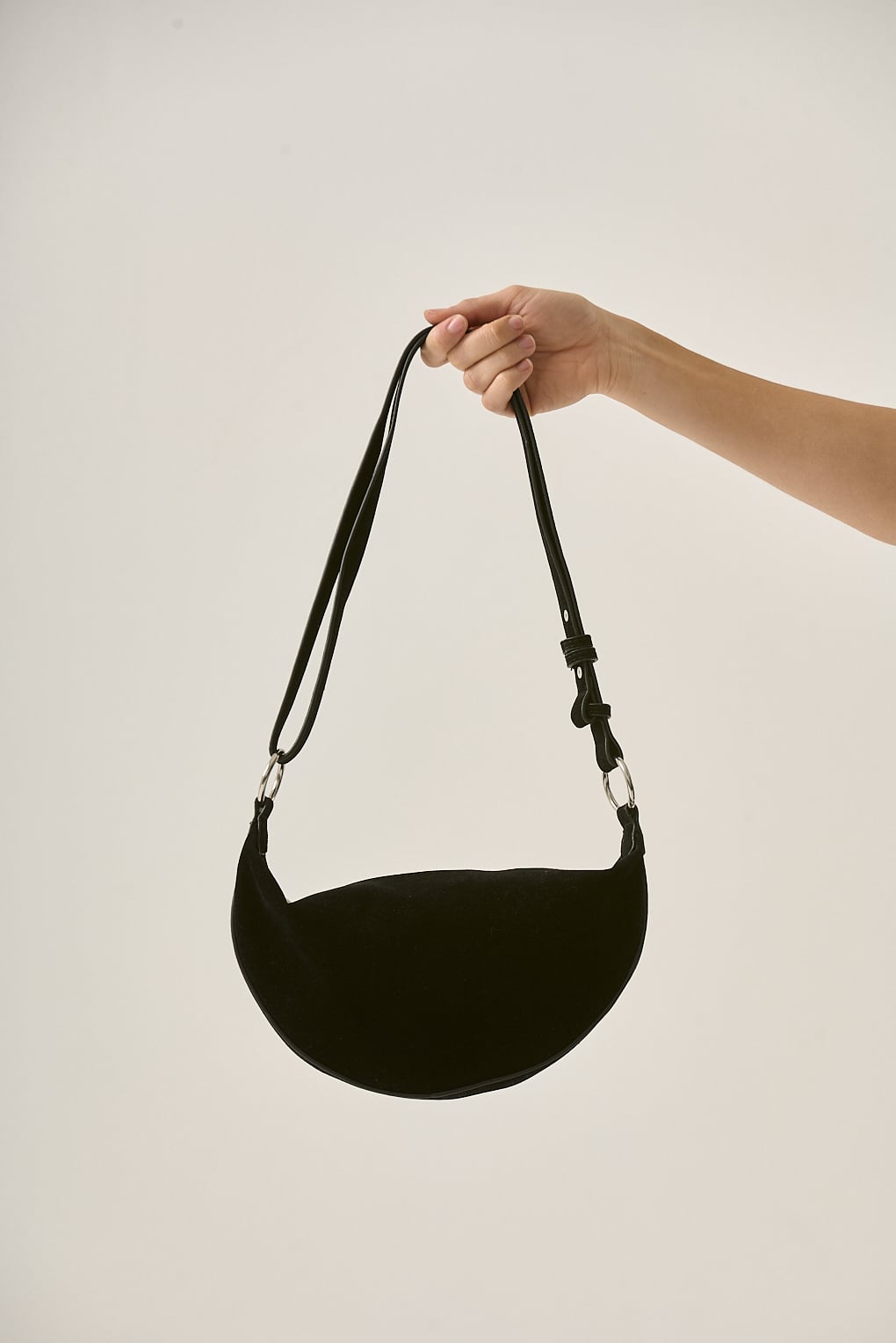 Cartera bandonlera tacha