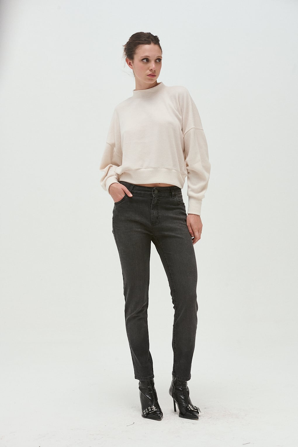 jean straight