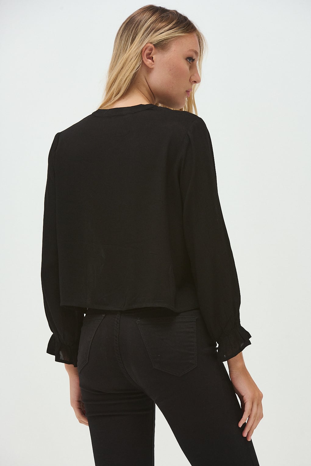 blusa bordada
