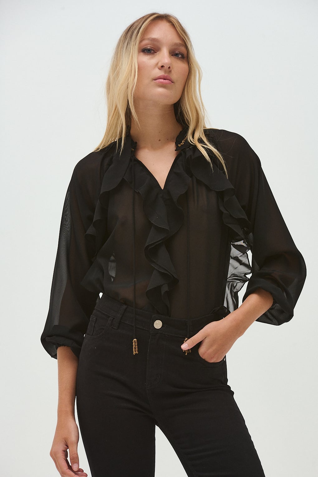 blusa gasa y volados